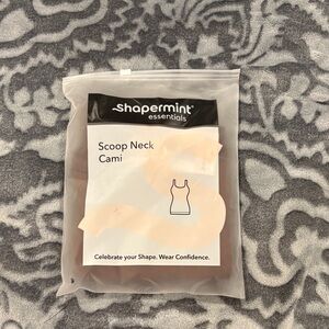 Shapermint Essentials Scoop Neck Cami in Cocoa